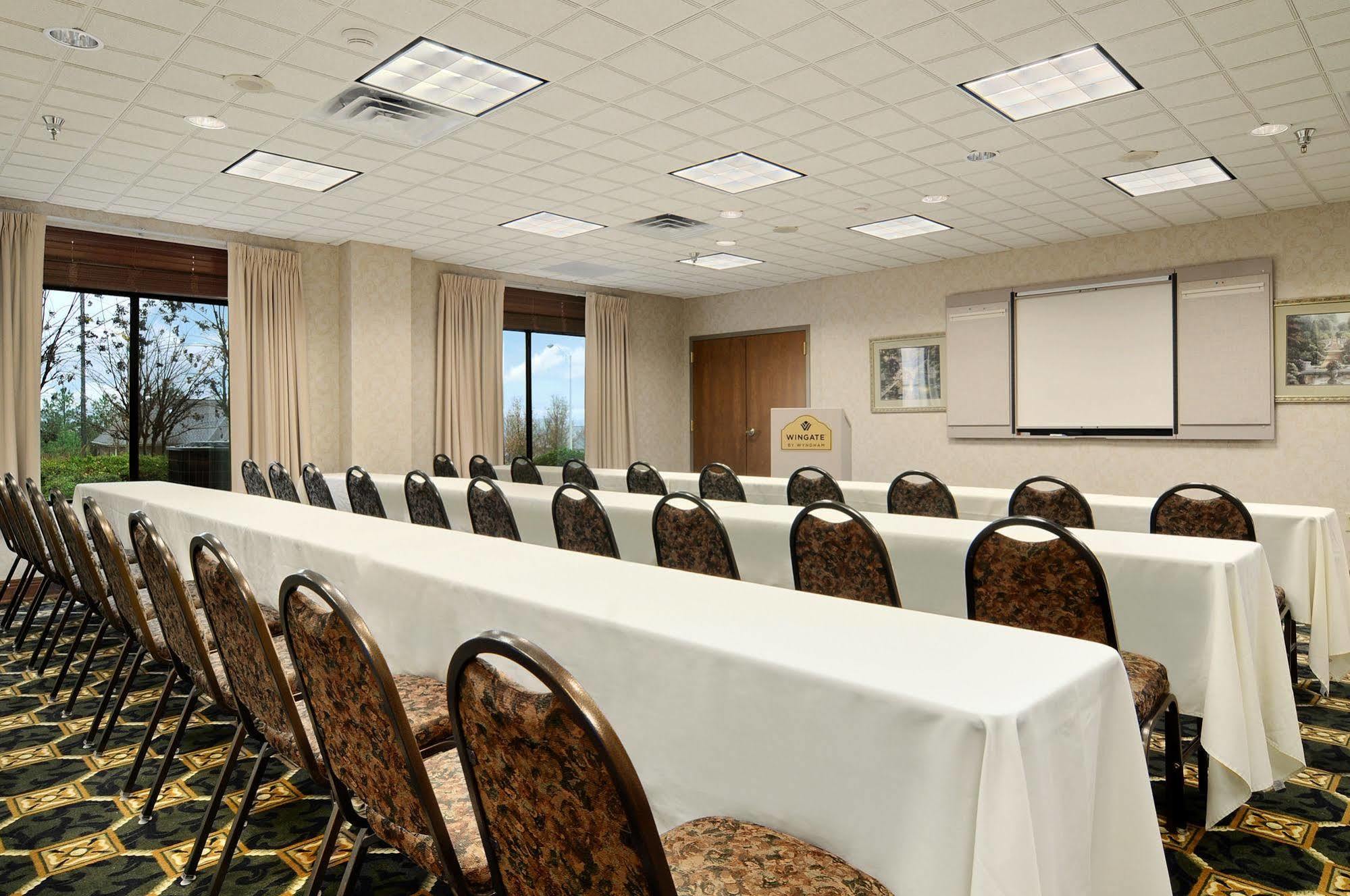 Holiday Inn Cleveland By Ihg Zewnętrze zdjęcie